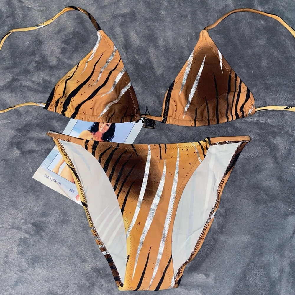 Brown bikini